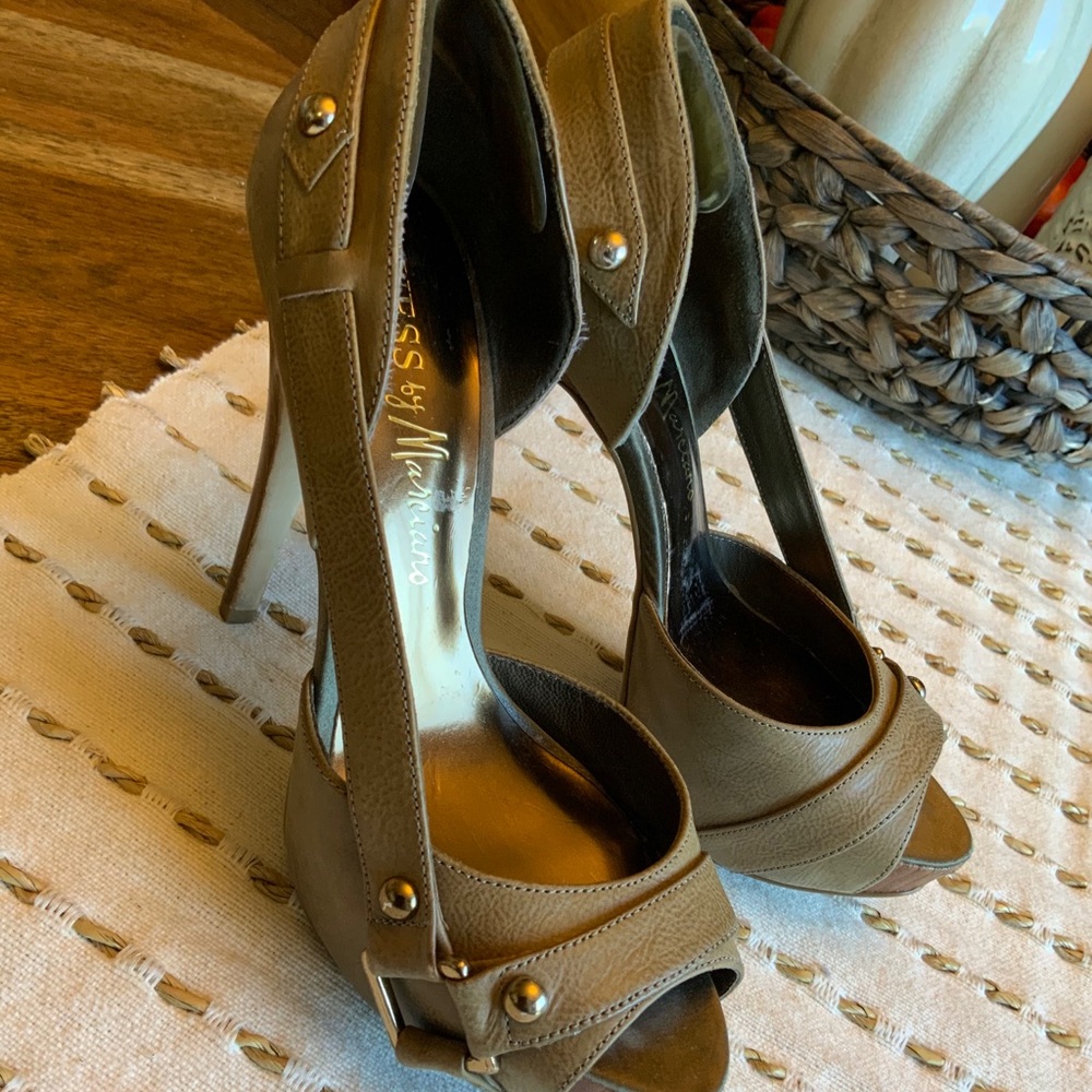 Guess high heels